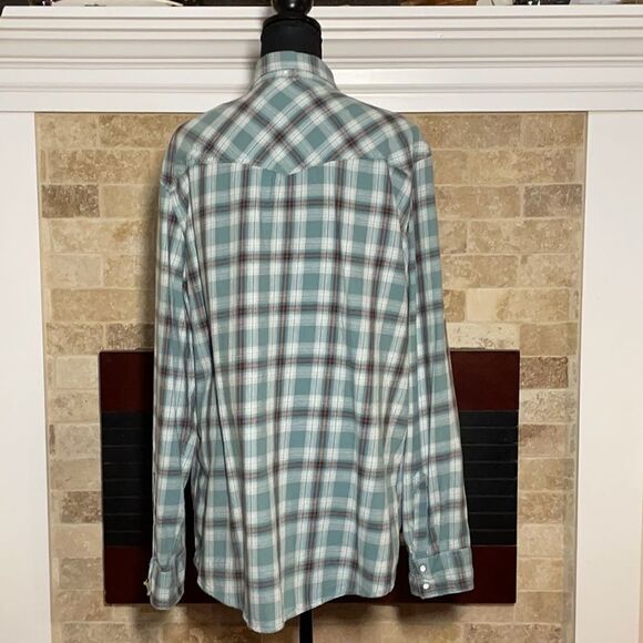 Urban pipeline plaid shirt - Picture 2 of 5